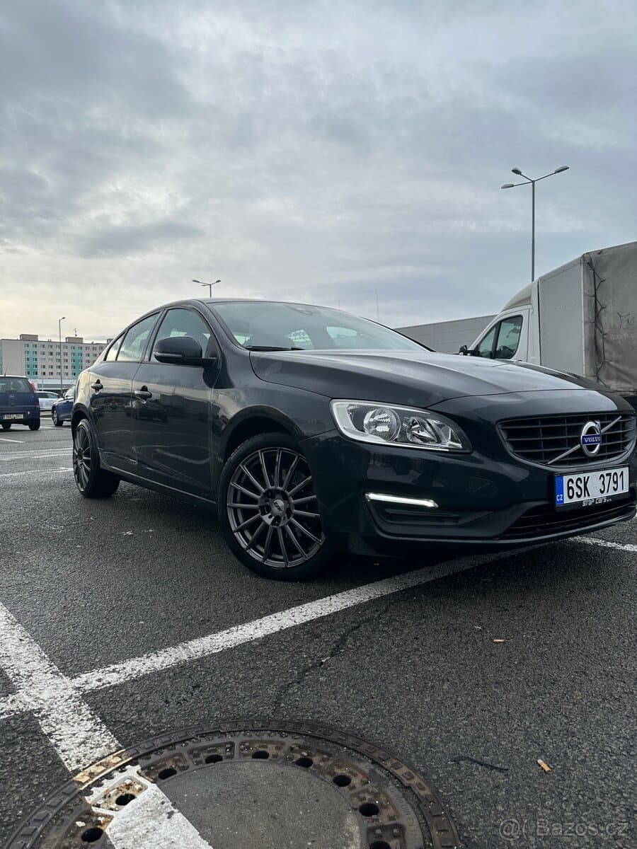2016 Volvo S60 - 4