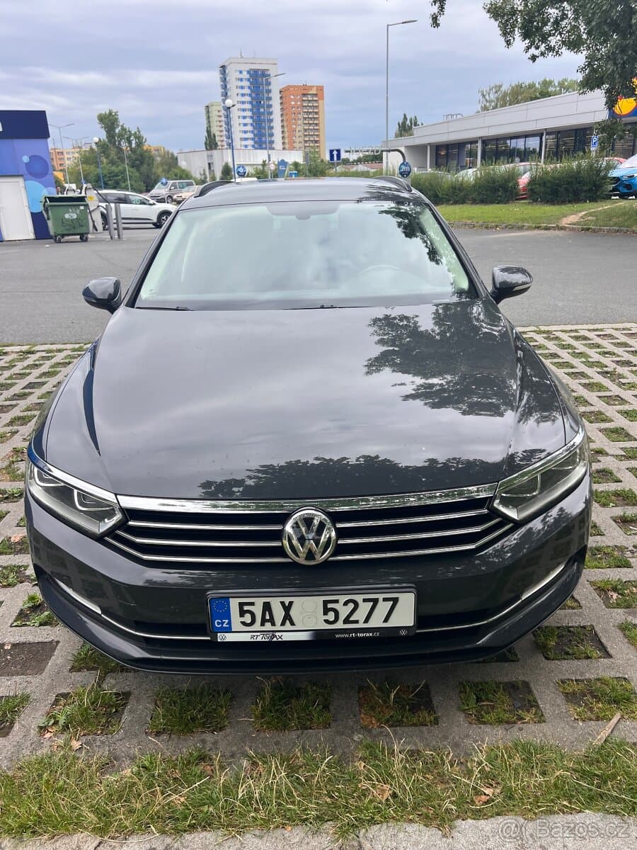Volkswagen PASSAT - 4