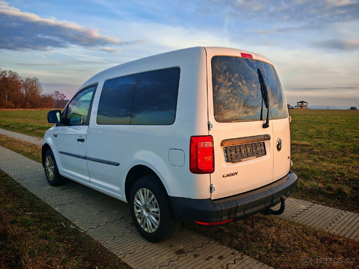 2016 Volkswagen CADDY - 4