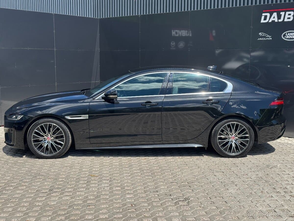 2020 Jaguar XE - 4