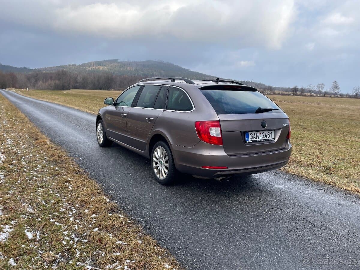 2013 Škoda SUPERB - 4