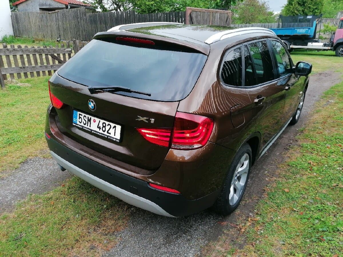 2010 BMW X1 - 4