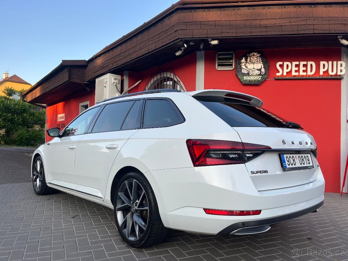 2022 Škoda SUPERB - 4