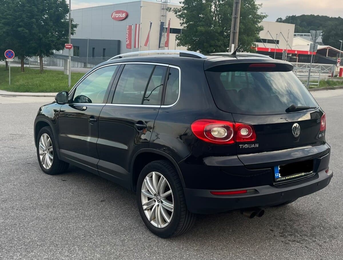 Volkswagen TIGUAN - 4