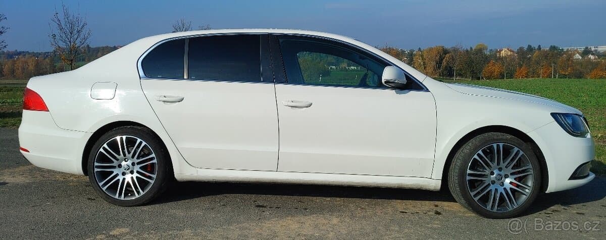 2013 Škoda SUPERB - 4