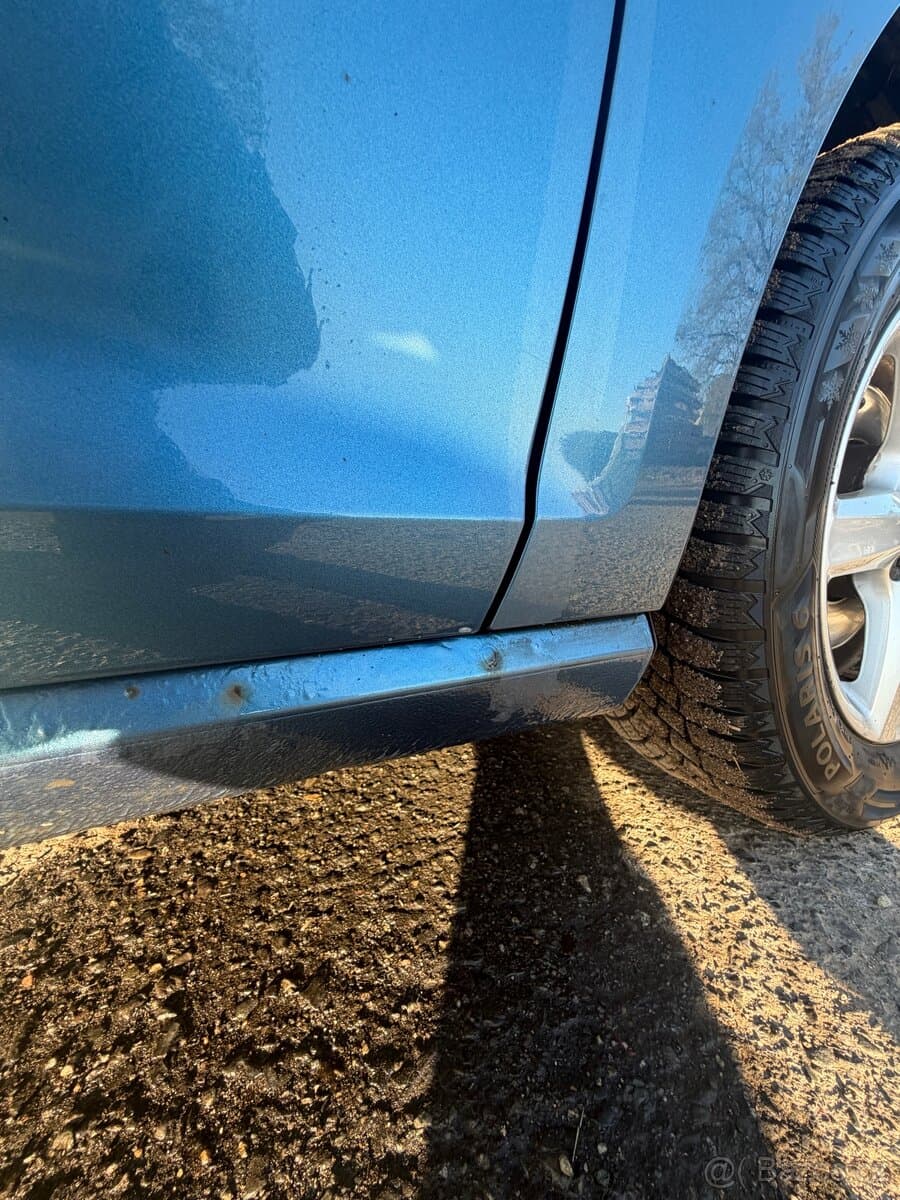 Volkswagen GOLF - 4