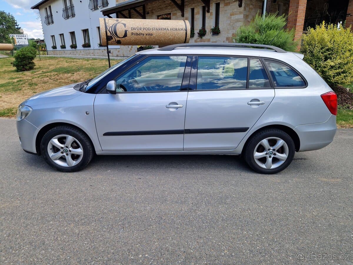 2009 Škoda FABIA - 4