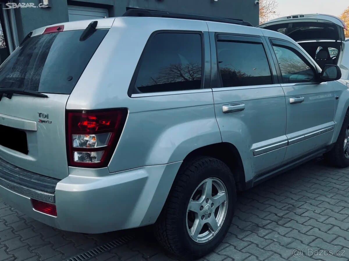 2007 Jeep CHEROKEE - 4