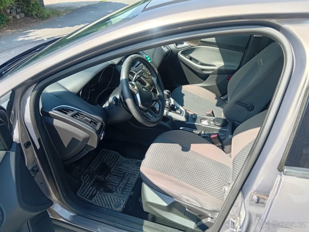 Ford FOCUS - 4