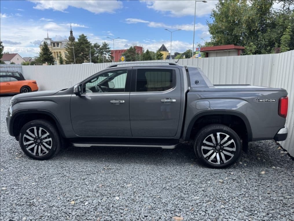 2025 Volkswagen AMAROK - 4