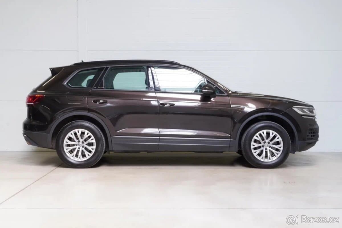 2019 Volkswagen TOUAREG - 4