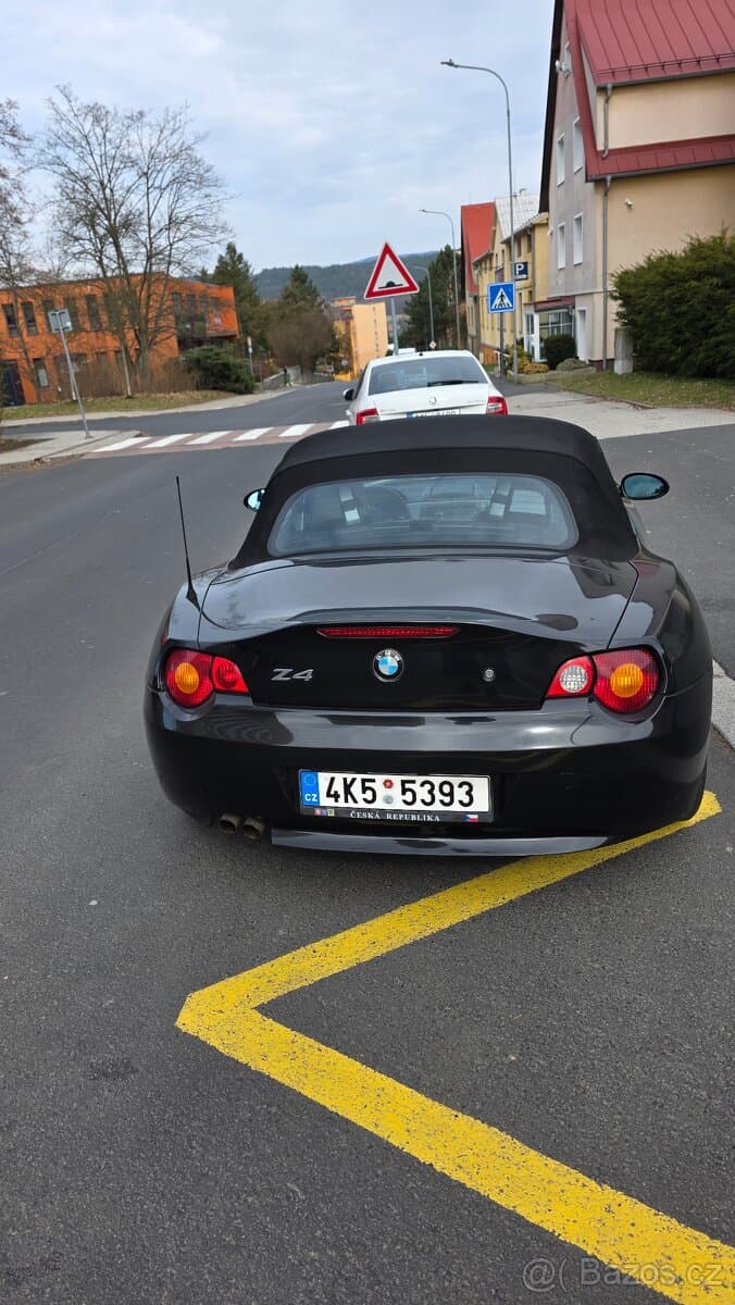 2003 BMW Z4 - 4