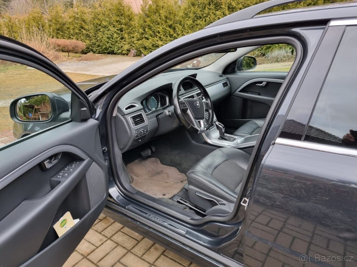 2016 Volvo V70 - 4
