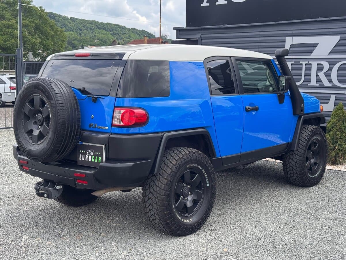 2008 Toyota FJ - 4