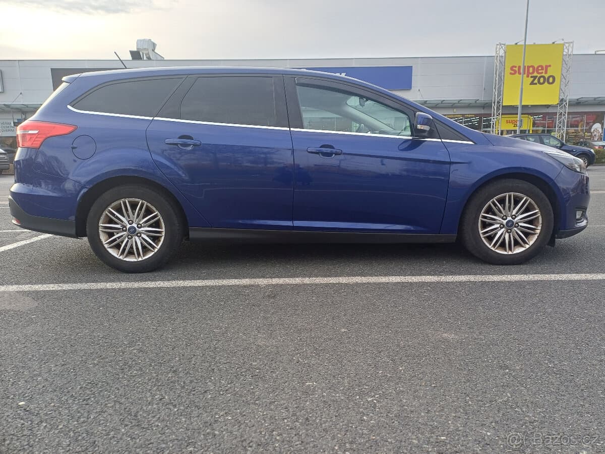 2017 Ford FOCUS - 4
