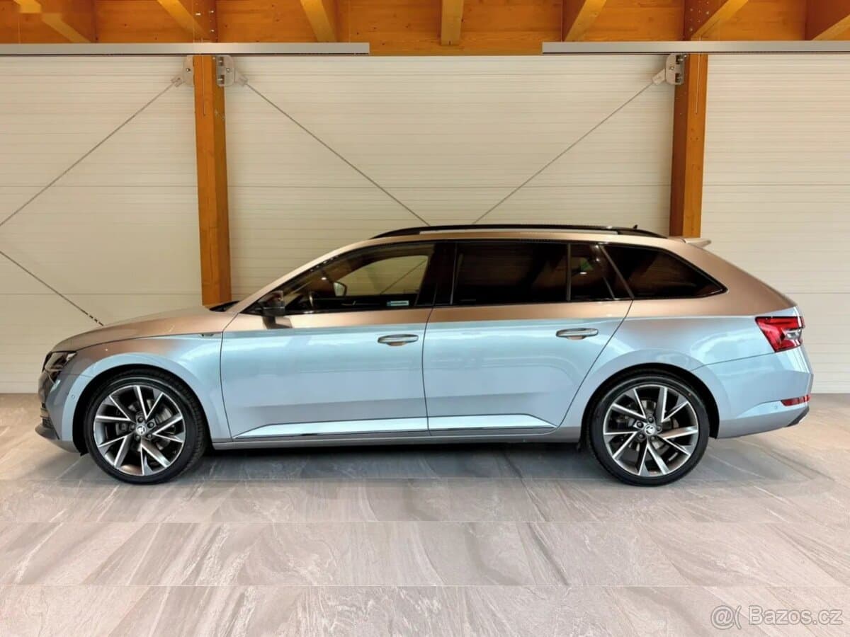 2020 Škoda SUPERB - 4