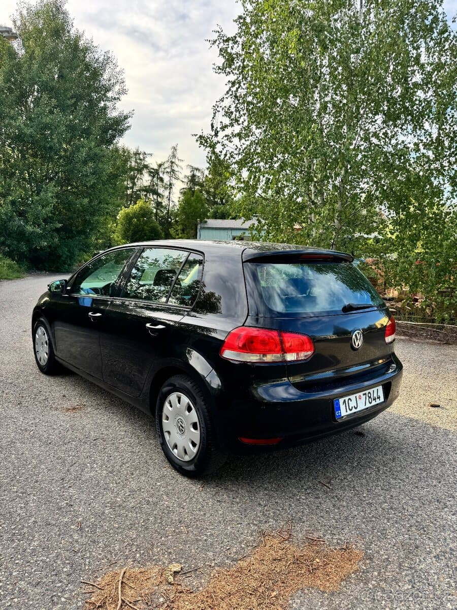 2010 Volkswagen GOLF - 4