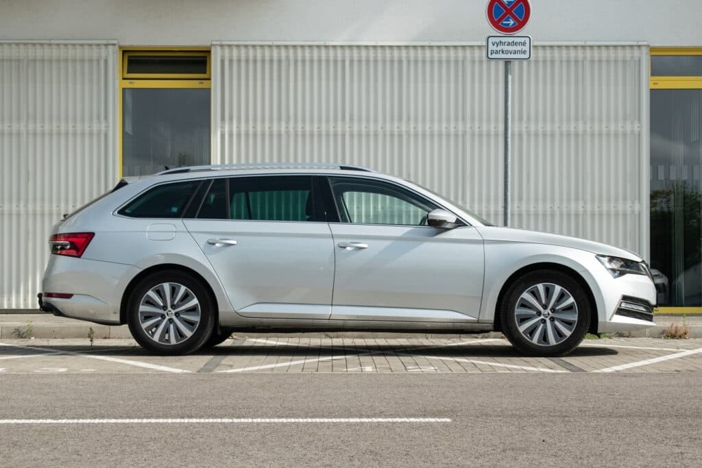 2022 Škoda SUPERB - 4