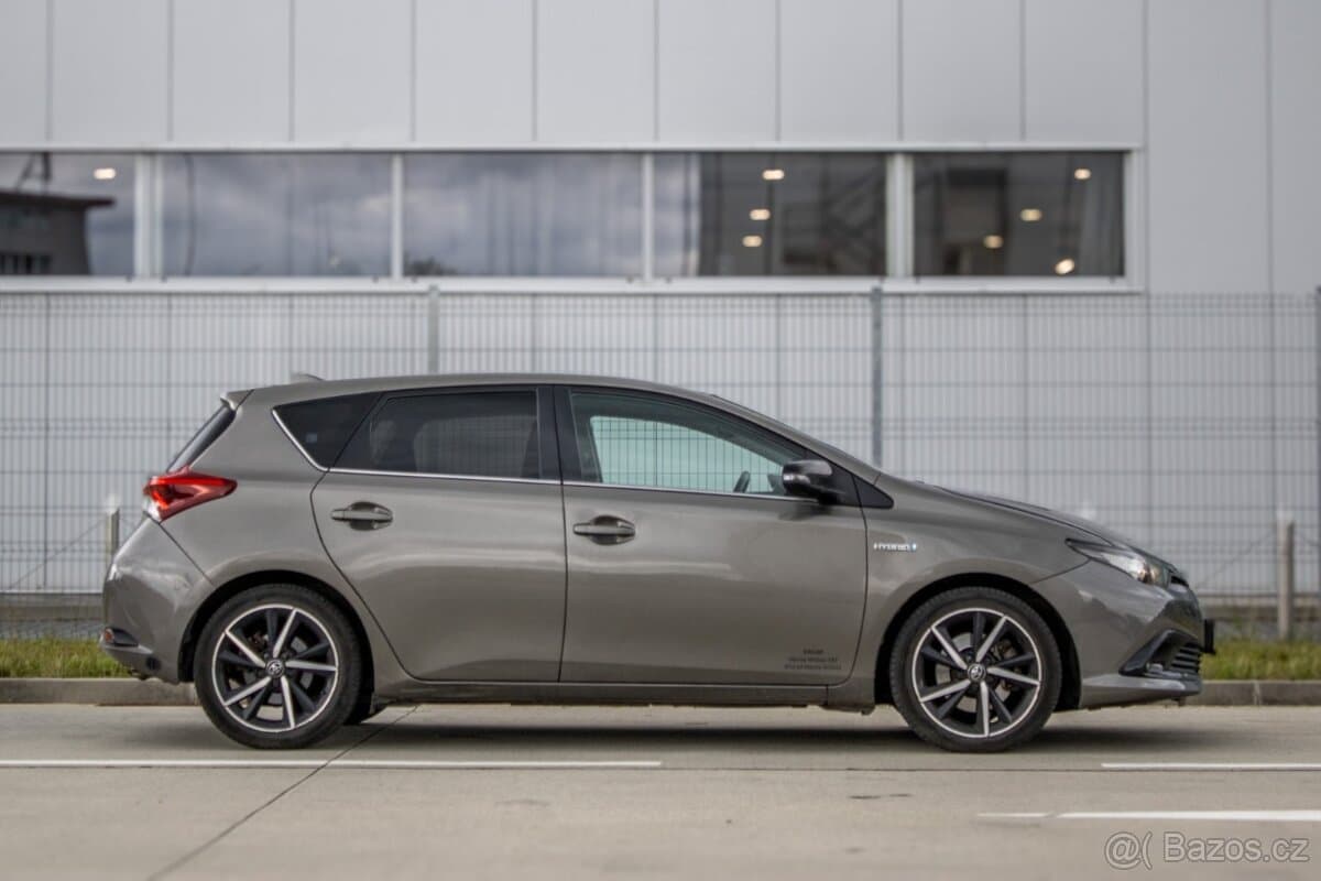 2018 Toyota AURIS - 4