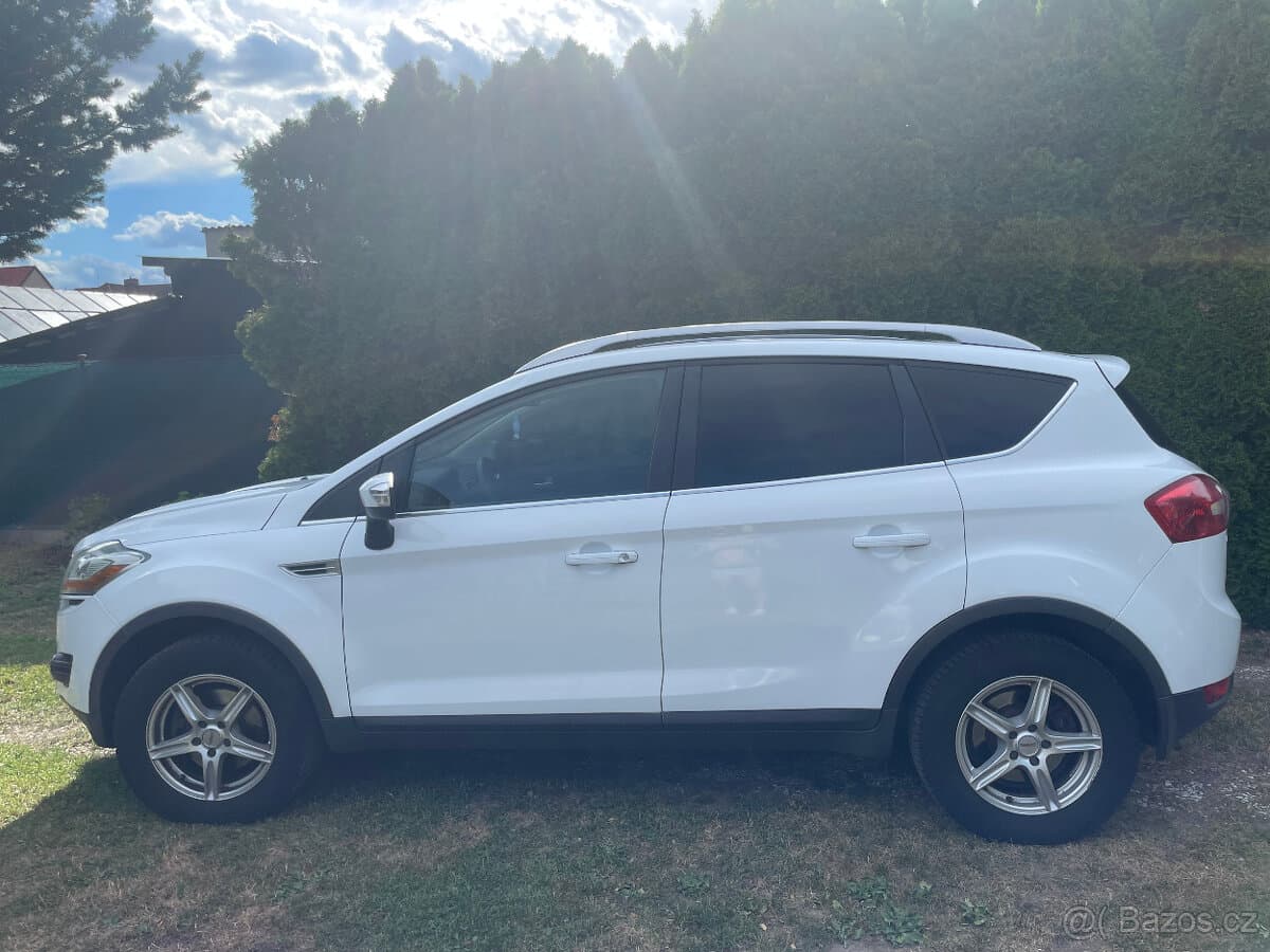 2010 Ford KUGA - 4