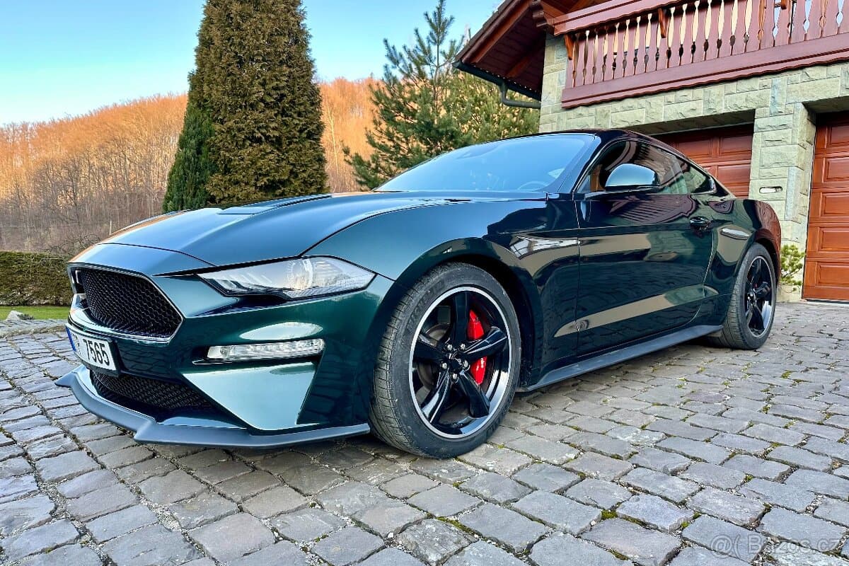 2020 Ford MUSTANG - 4