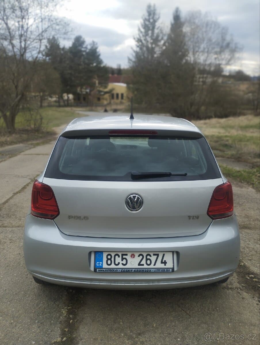2012 Volkswagen POLO - 4