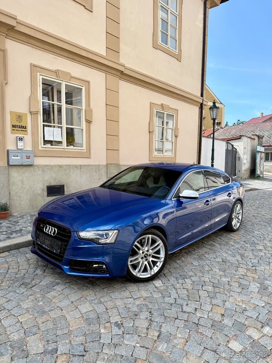 2012 Audi S5 - 4