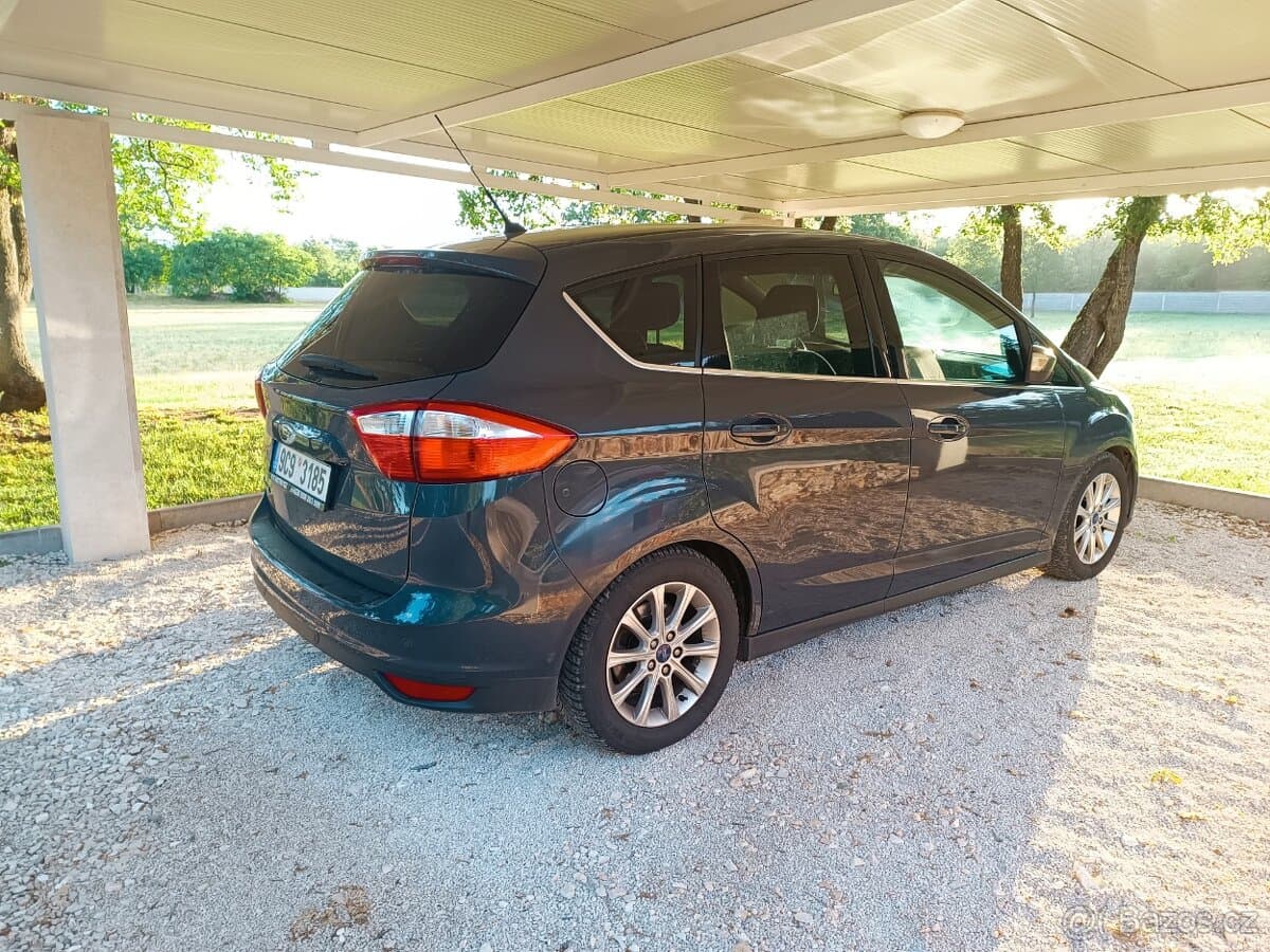 2011 Ford C-MAX - 4