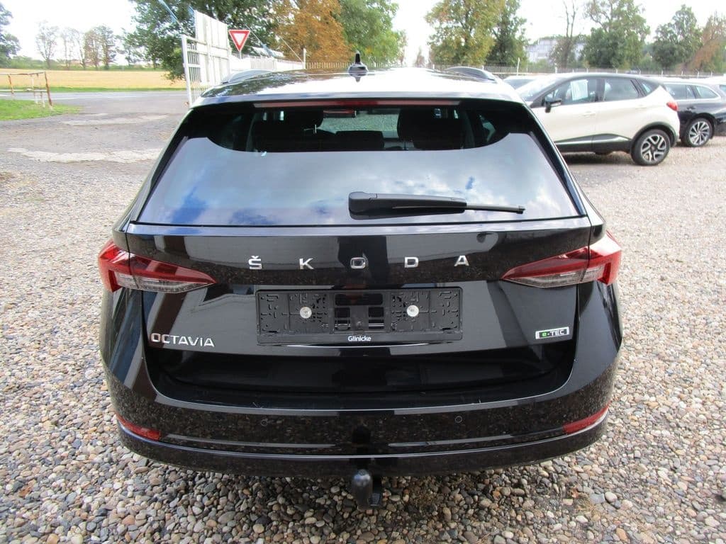 2023 Škoda OCTAVIA - 4