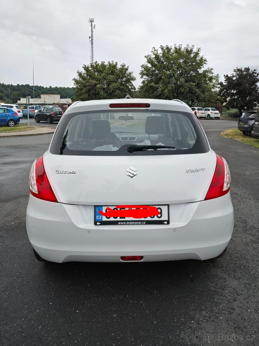 2015 Suzuki SWIFT - 4