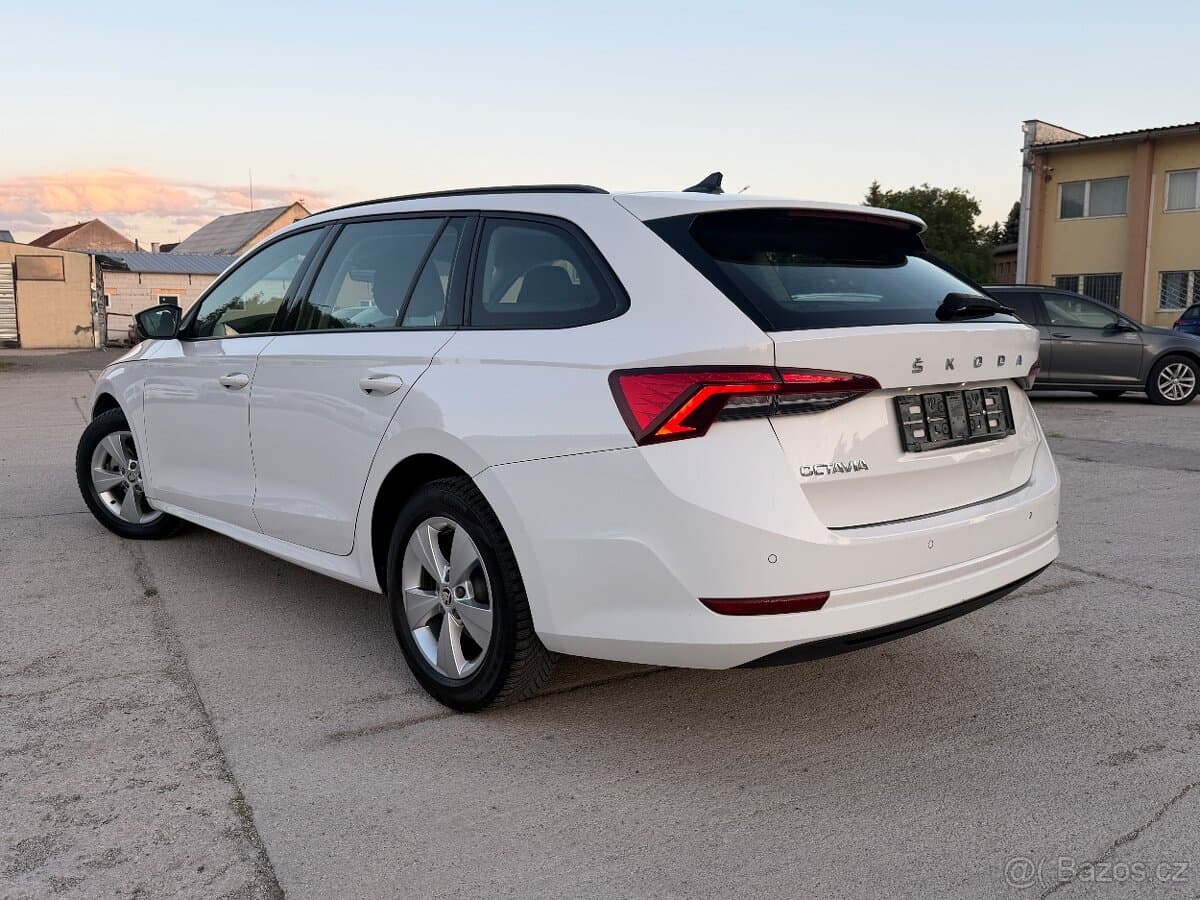 2021 Škoda OCTAVIA - 4