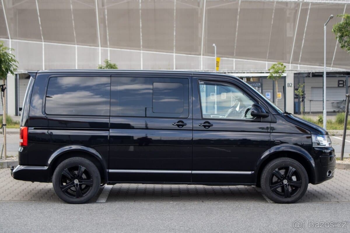 2015 Volkswagen MULTIVAN - 4