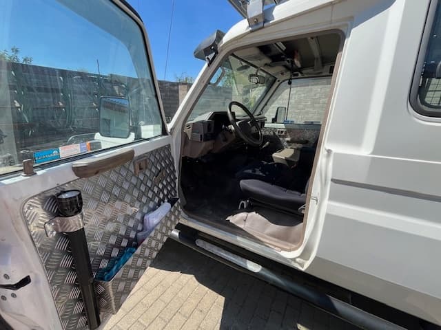 1999 Toyota LAND CRUISER - 4