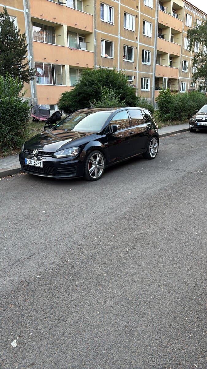 2015 Volkswagen GOLF - 4