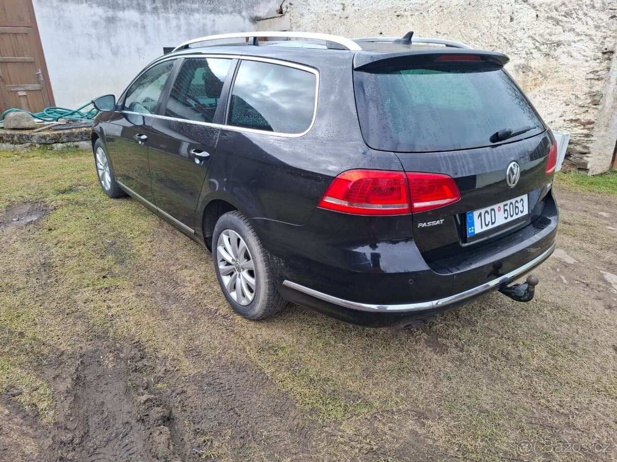 2014 Volkswagen PASSAT - 4