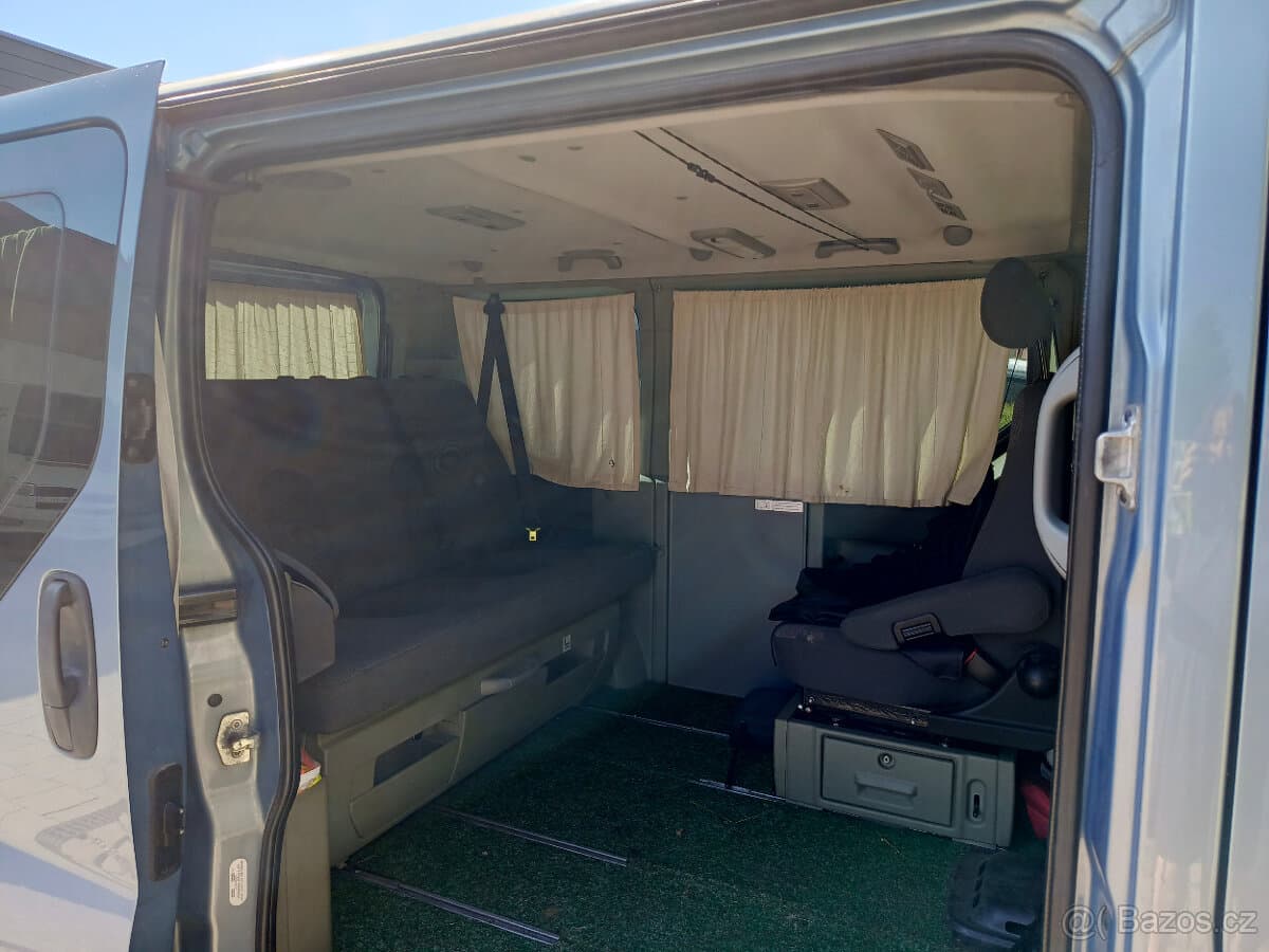 2010 Opel VIVARO - 4