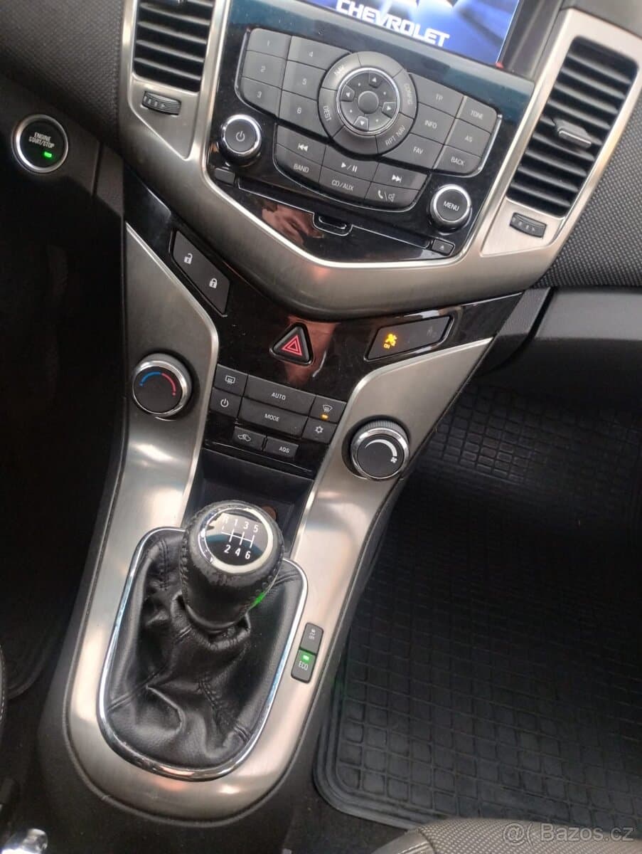 2014 Chevrolet CRUZE - 4