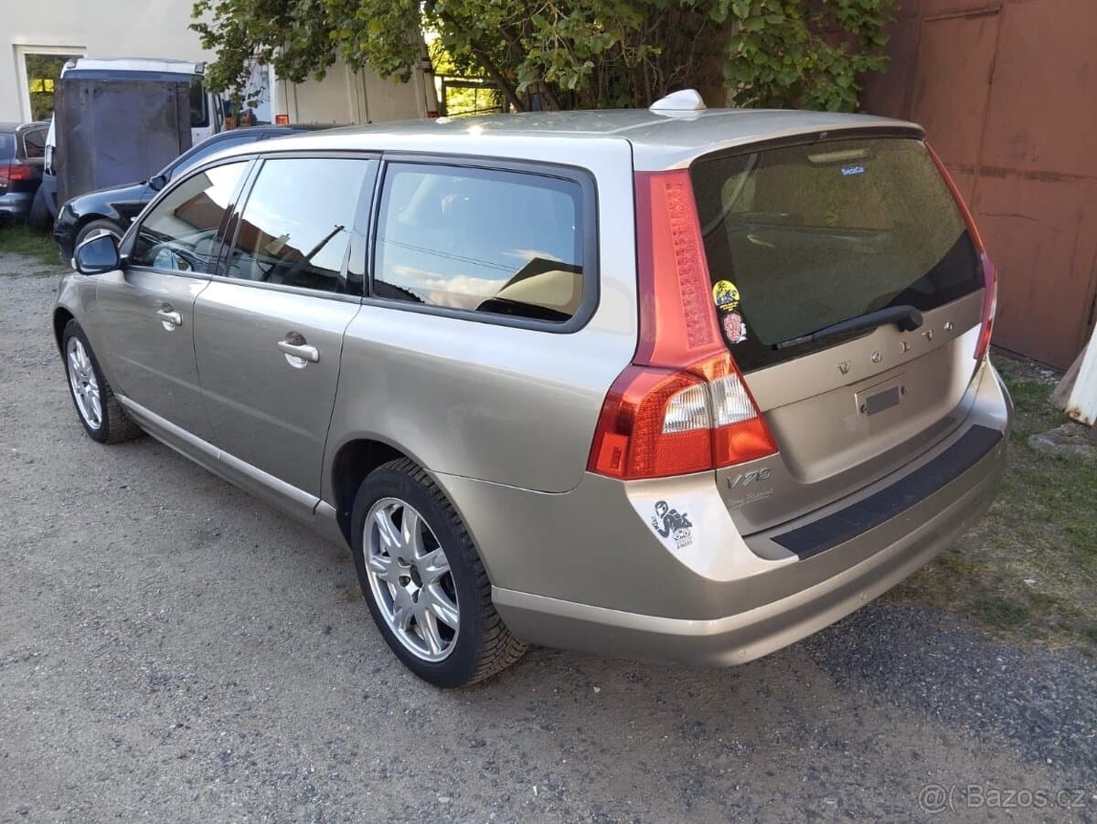 2008 Volvo V70 - 4