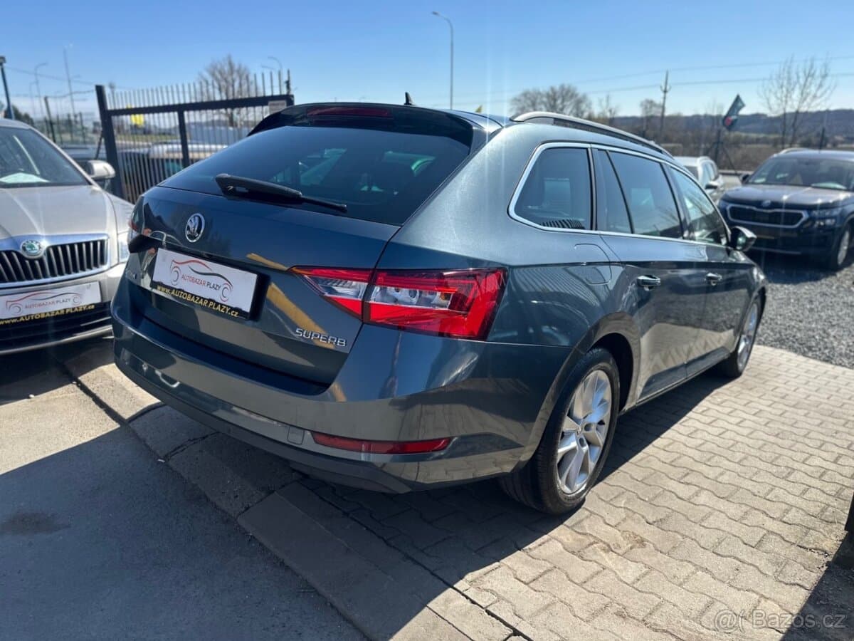 2015 Škoda SUPERB - 4