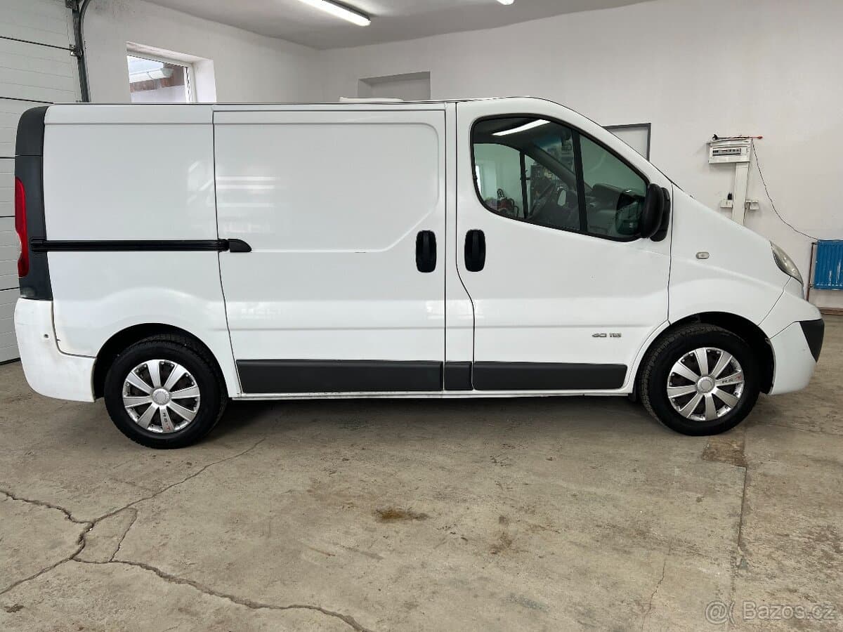 2011 Nissan OSTATNÍ - 4