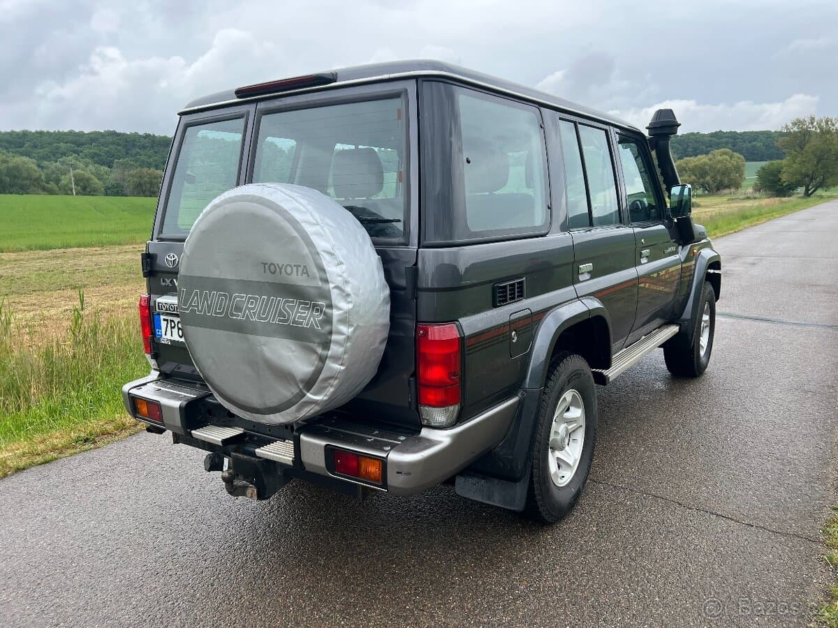 2022 Toyota LAND CRUISER - 4