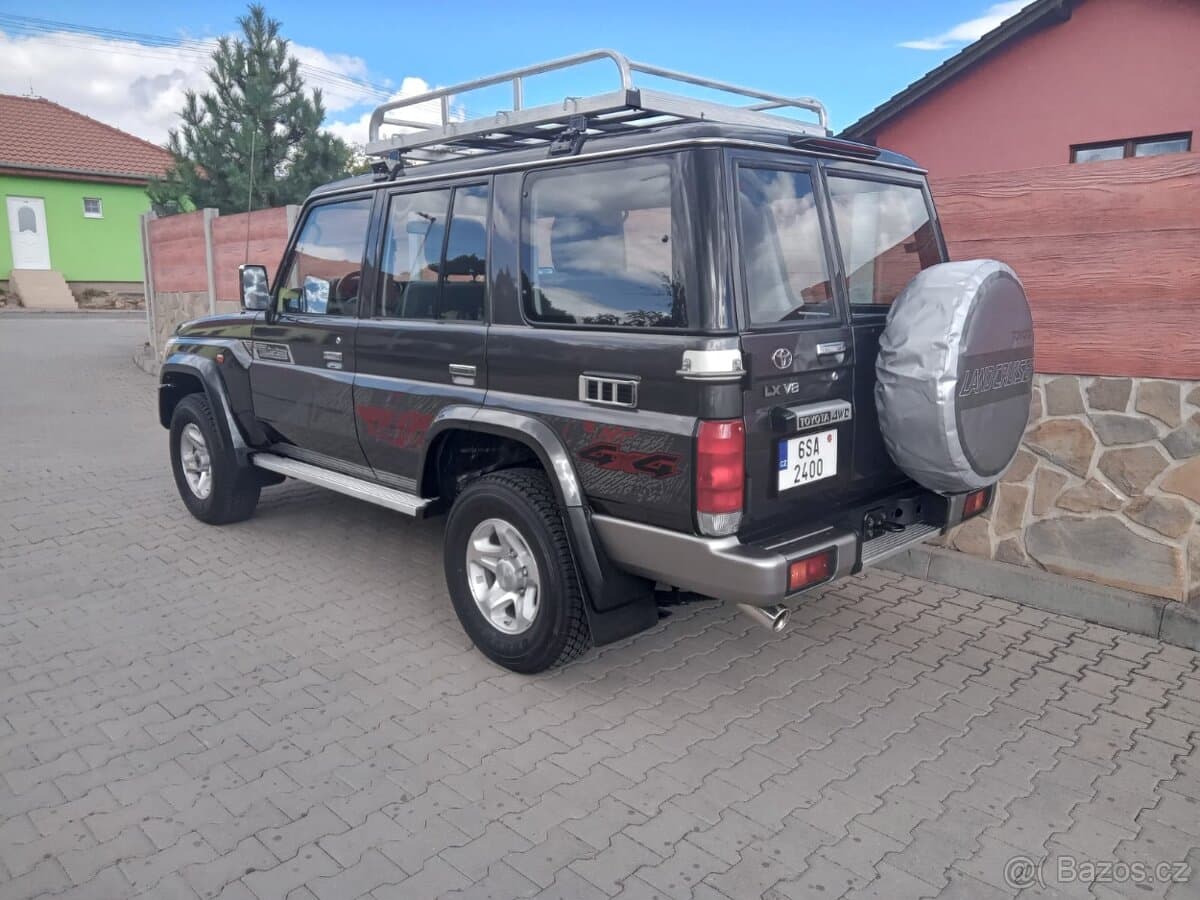 2022 Toyota LAND CRUISER - 4