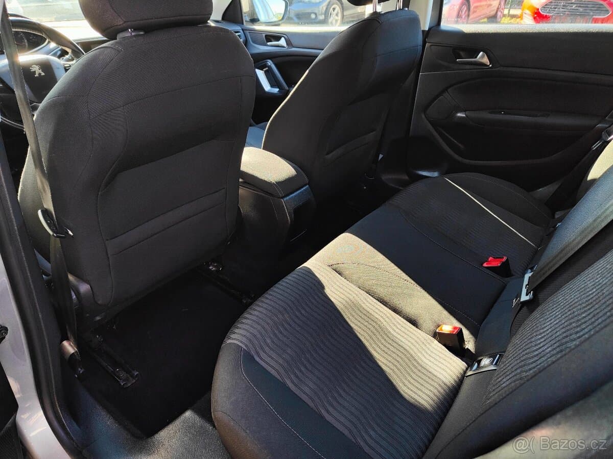 2015 Peugeot 308 - 4