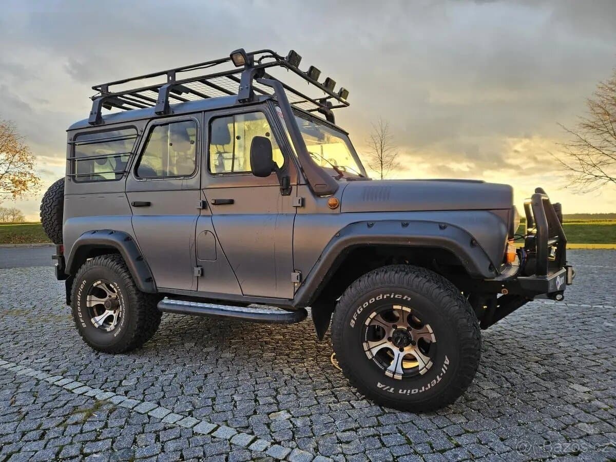 2016 UAZ HUNTER - 4