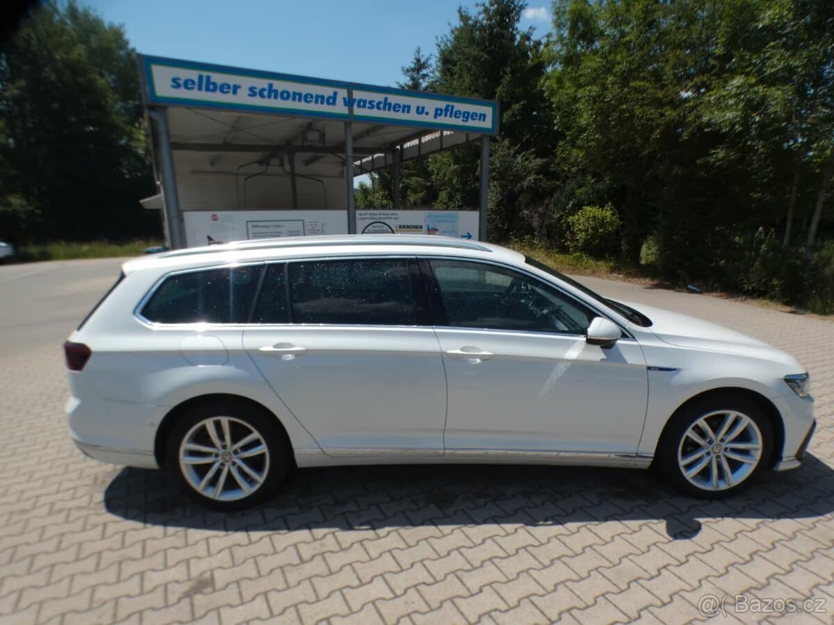 2020 Volkswagen PASSAT - 4