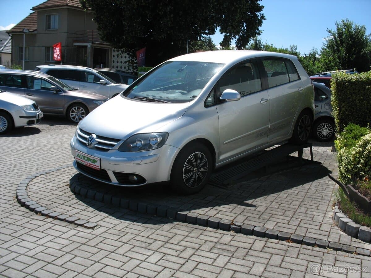 2006 Volkswagen GOLF - 4