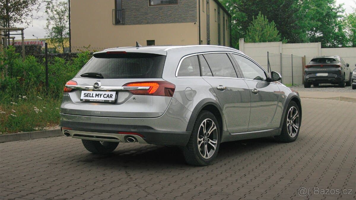 2015 Opel INSIGNIA - 4
