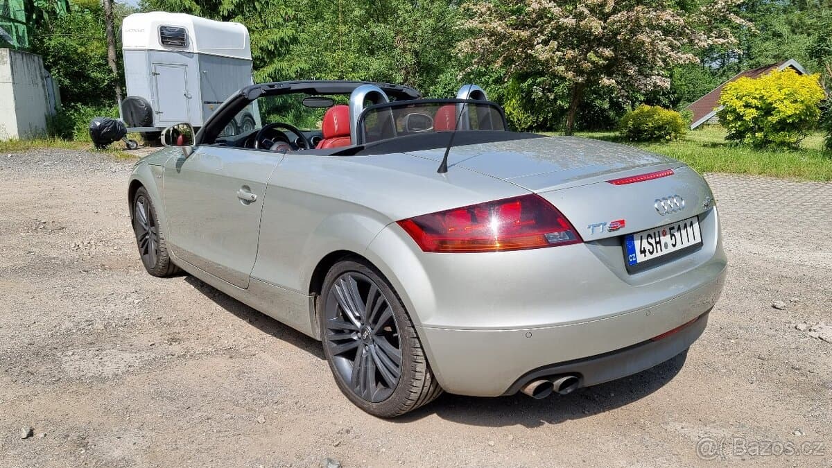 2009 Audi TT - 4