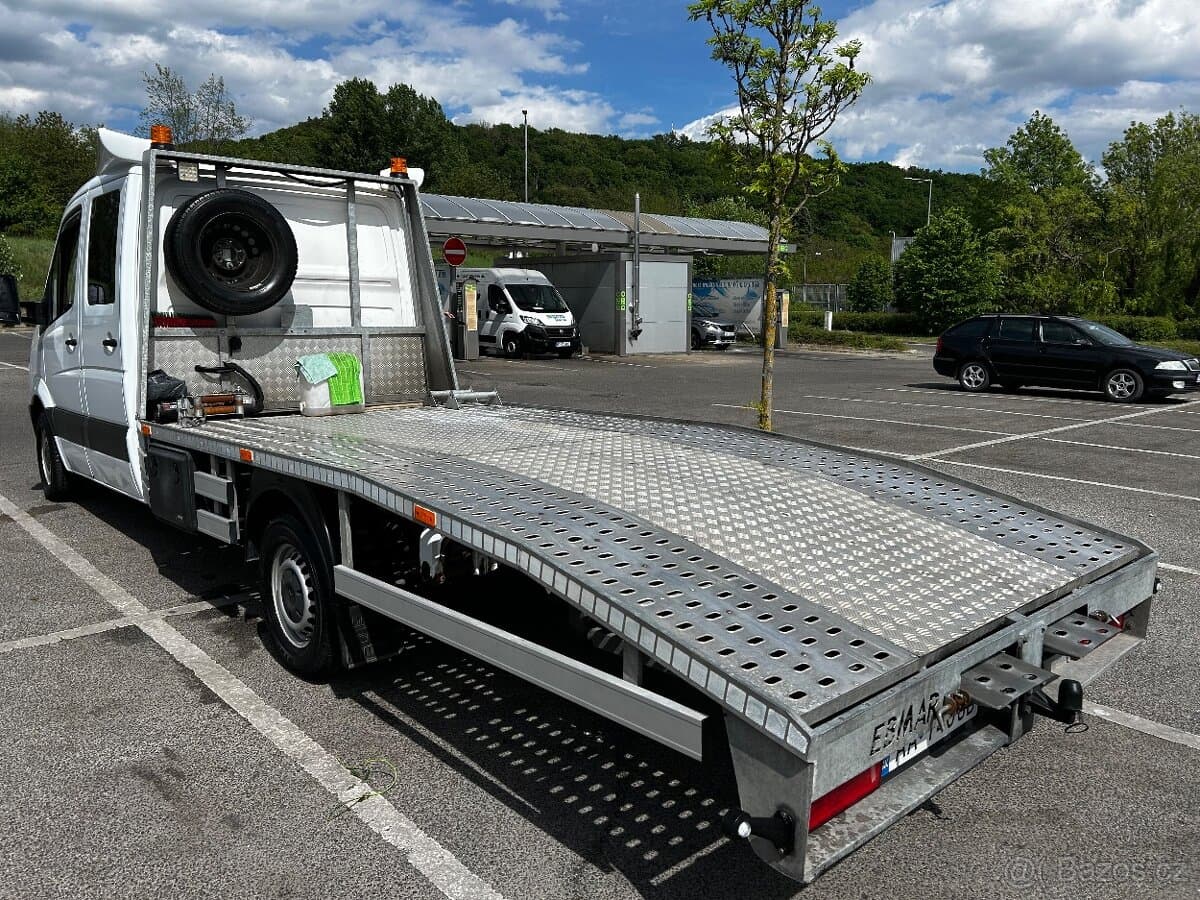 2009 Mercedes-Benz SPRINTER - 4