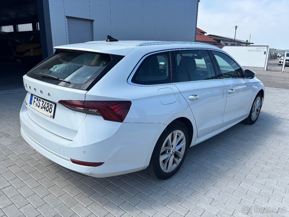 2021 Škoda OCTAVIA - 4